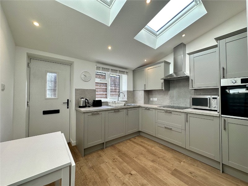 Victoria Road, Farnham, Surrey, GU9