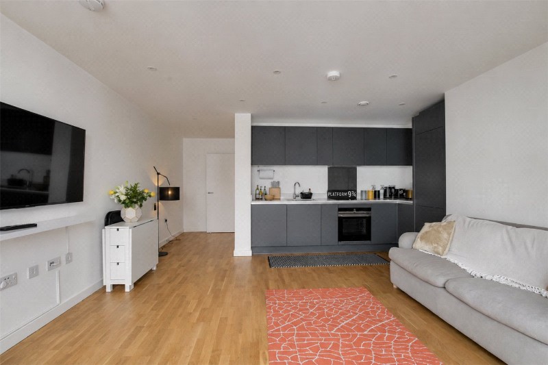 14 Hawthorne Crescent, Greenwich, London, SE10
