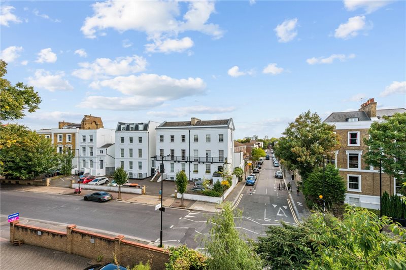 Albion Road, London, N16