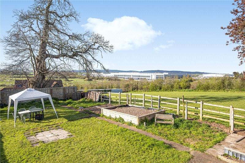 2 bedroom property for sale in St. Michaels Hill, Clyst Honiton, Exeter