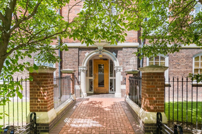 Scott Ellis Gardens, St John&#39;s Wood, London, NW8