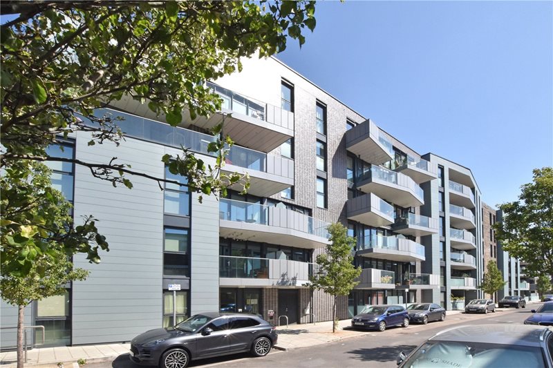 14 Hawthorne Crescent, Greenwich, London, SE10