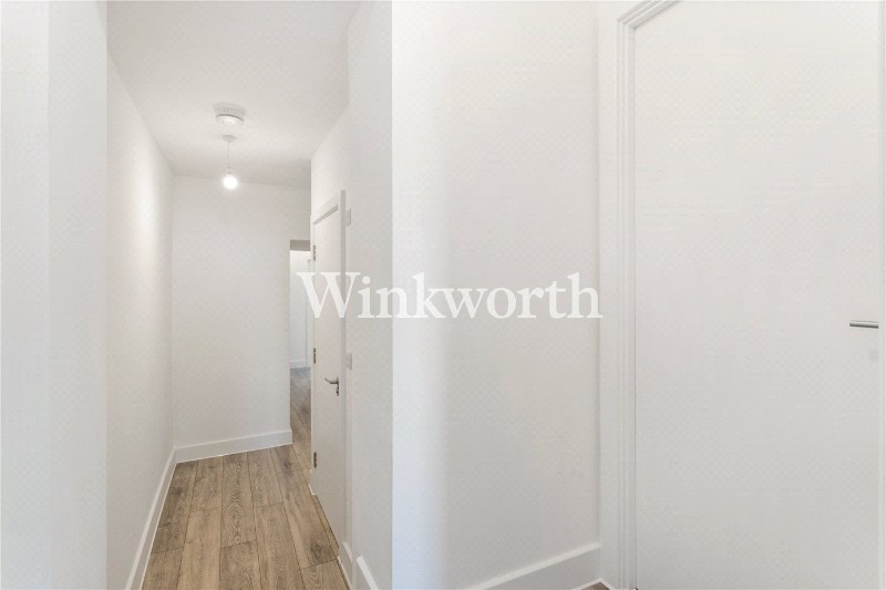 Wightman Road, Ground Floor, London, N4