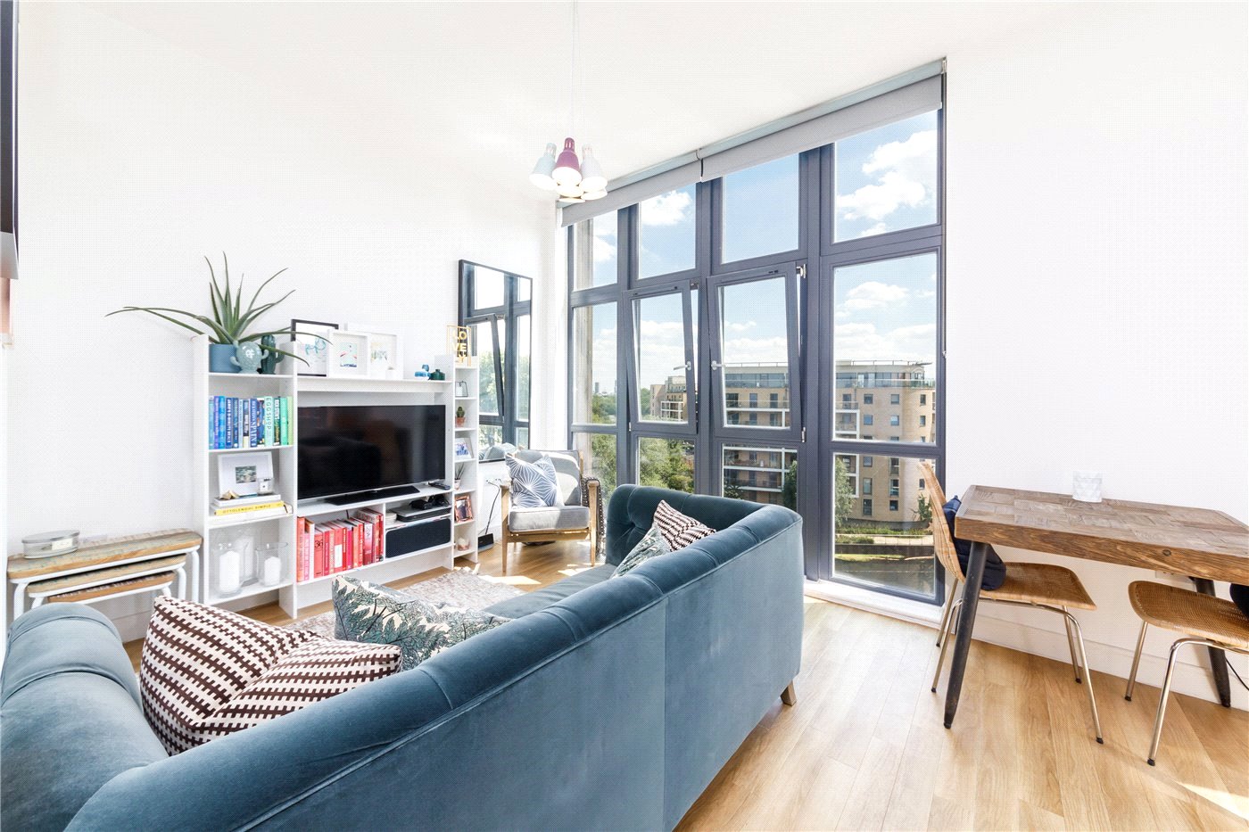 8-Waterfront-House,-Hackney-Wick