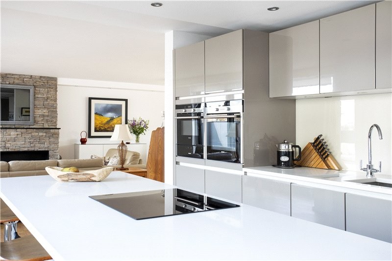 Rennie Court, 11 Upper Ground, London, SE1