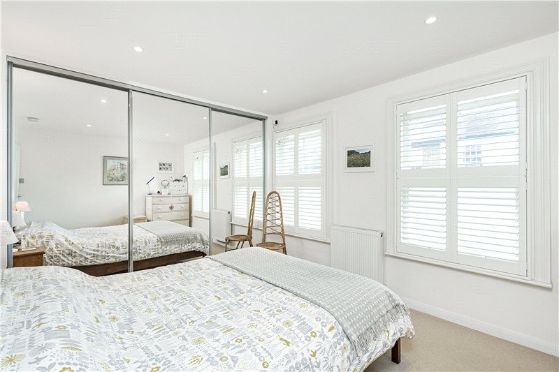 Archway Street, Barnes, London, SW13