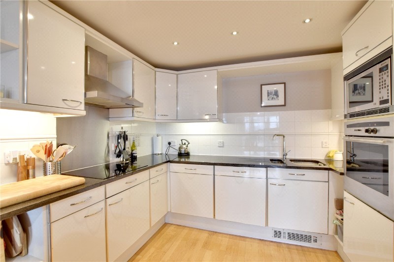 Greenfell Mansions, Glaisher Street, SE8