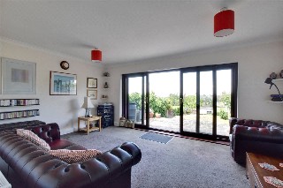 Brinklow Crescent, Shooters Hill, London, SE18