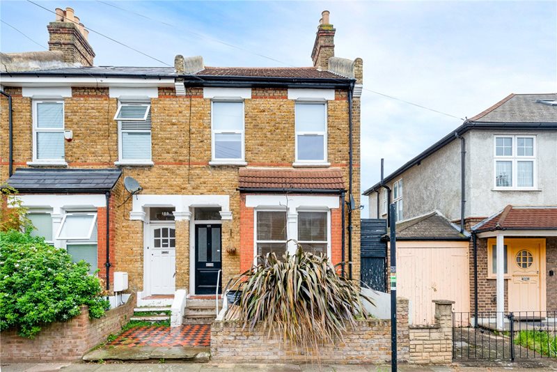 Sellincourt Road, London, SW17