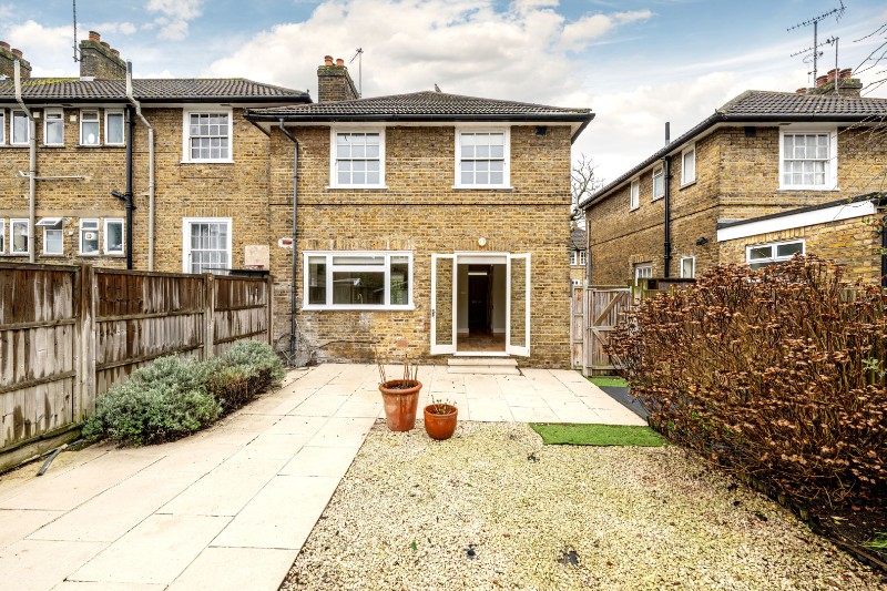 Oakworth Road, London, W10