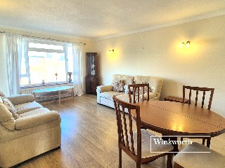 South Mount, High Road, Whetstone, London, N20