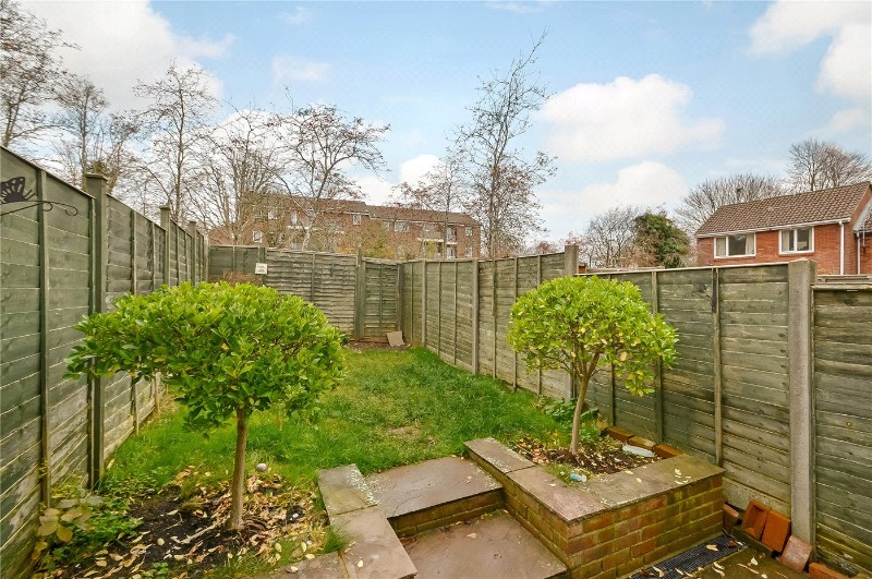 May Tree Close, Winchester, Hampshire, SO22