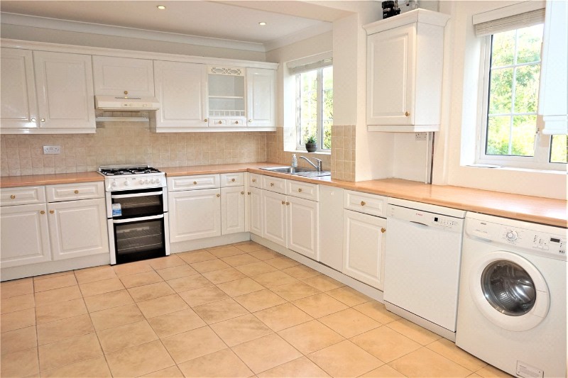 Woodlands Close, Ascot, Berkshire, SL5