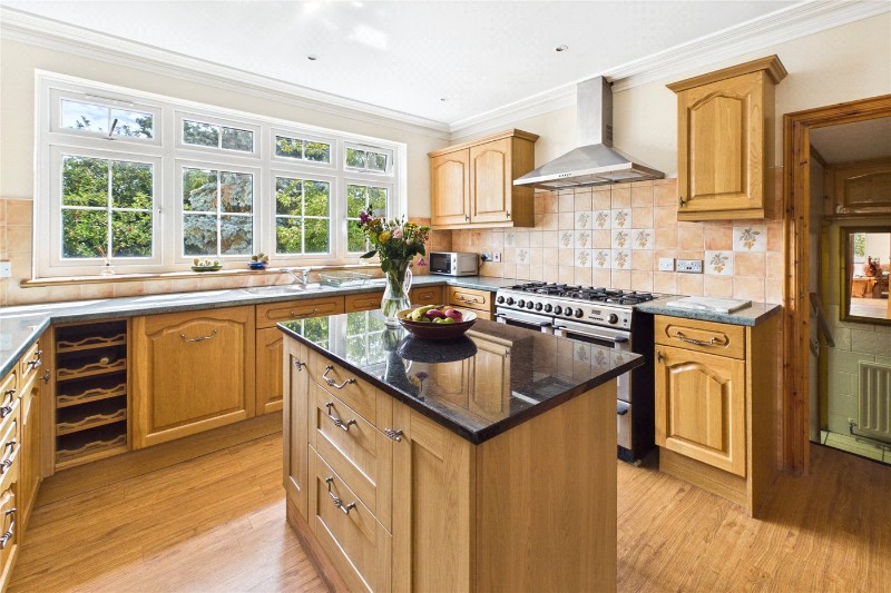 Norbury Hill, London, SW16