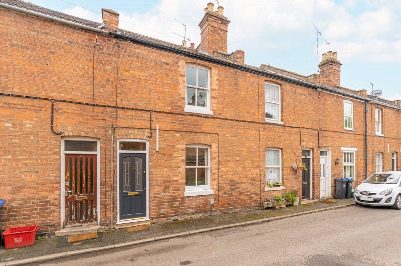 Clapham Square, Leamington Spa, Warwickshire, CV31
