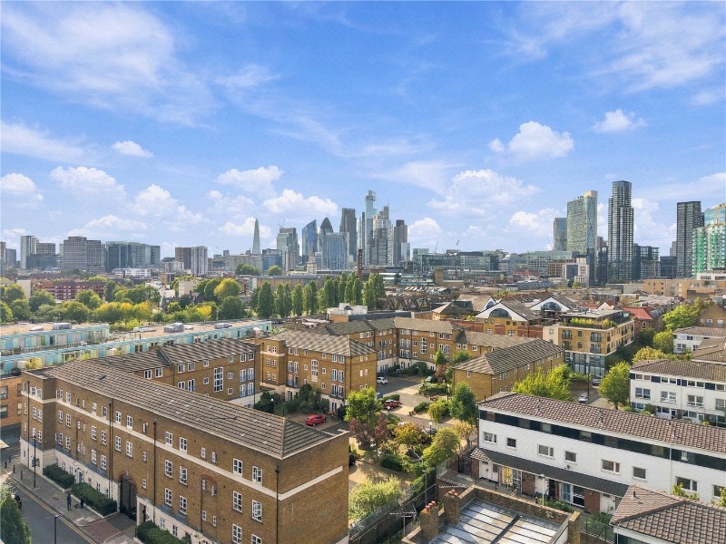 St. Matthew's Row, London, E2