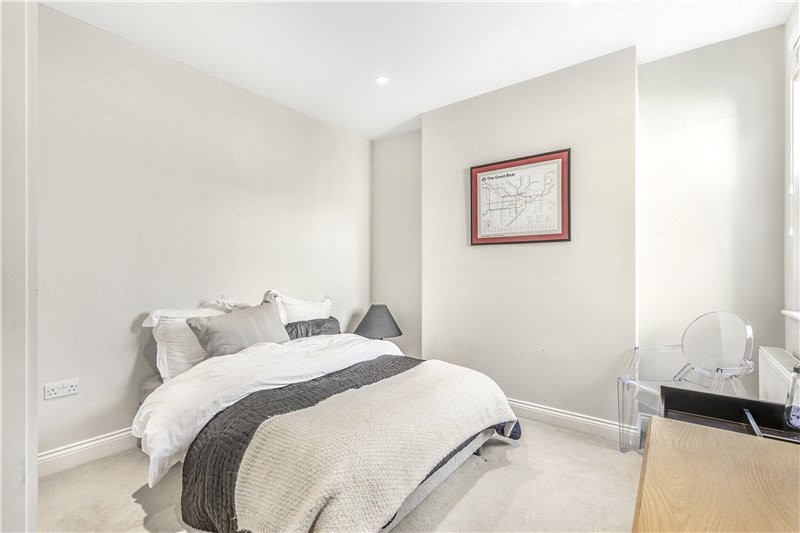 Ashleigh Road, Mortlake, London, SW14