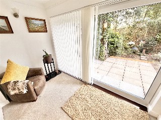 Canford Cliffs Road, Canford Cliffs, Poole, BH13