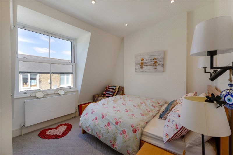 Thirsk Road, London, SW11