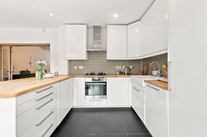 Lordsmead Road, London, N17