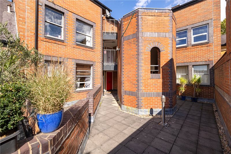 Dawes Road, London, SW6