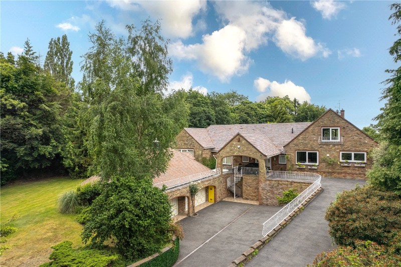 Jubilee Road, Finchampstead, Wokingham, Berkshire, RG40