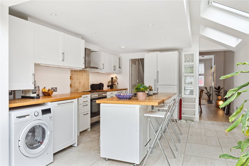 Leverson Street, London, SW16