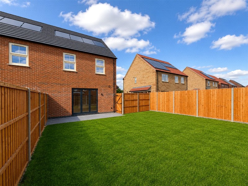 Lincoln Road, Ruskington, Sleaford, Lincolnshire, NG34