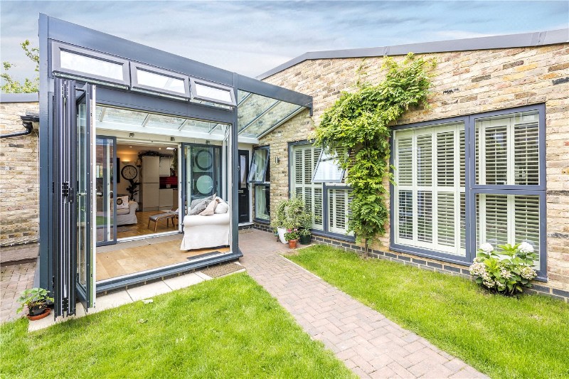 Birkbeck Hill, London, SE21