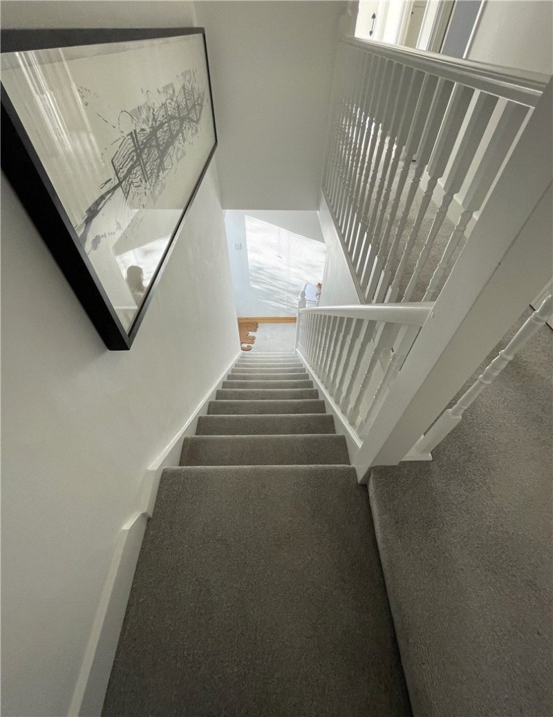West Street, Farnham, Surrey, GU9