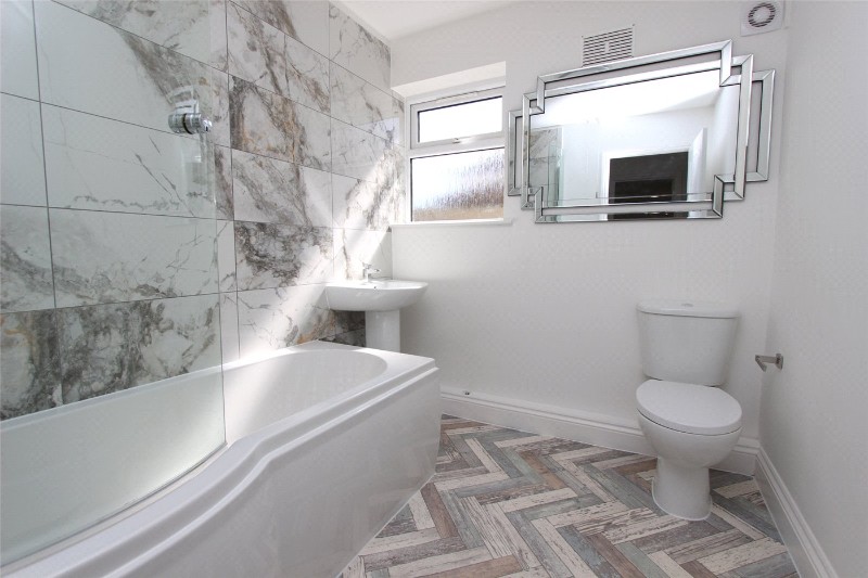 Leonard Drive, Rayleigh, Essex, SS6