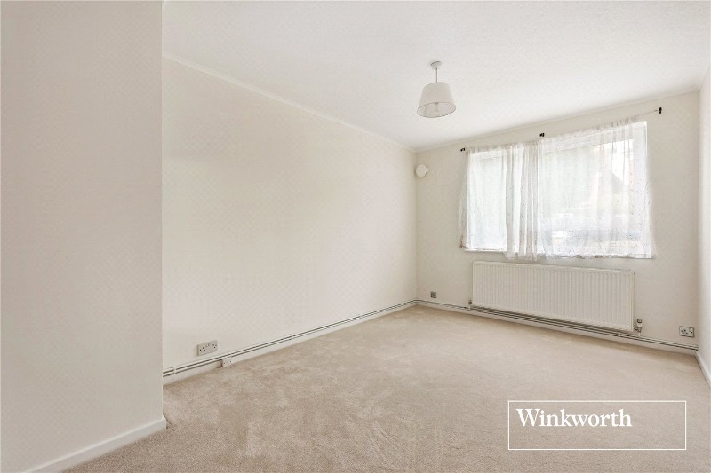 Holden Road, Woodside Park, London, N12
