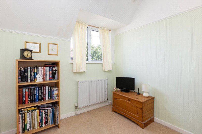 Swinburne Road, London, SW15