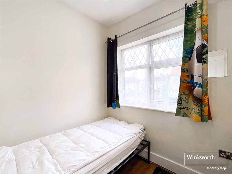 Summit Close, London, NW9