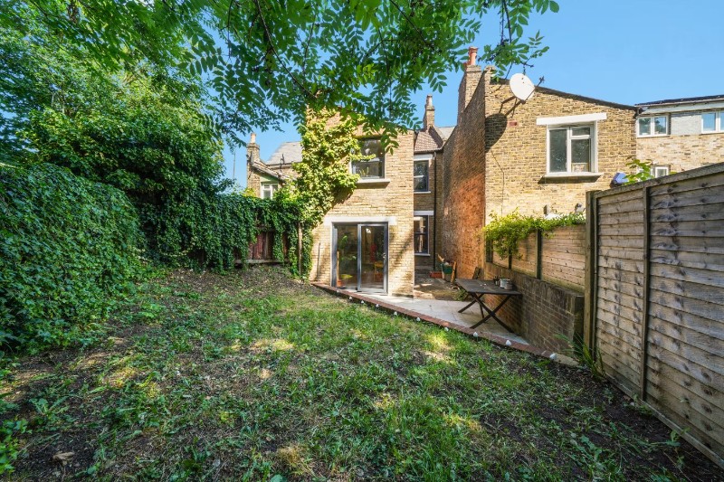 Brayards Road, London, SE15