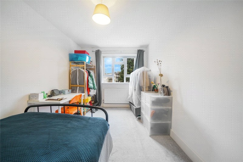 Medina Lodge, Isledon Road, London, N7