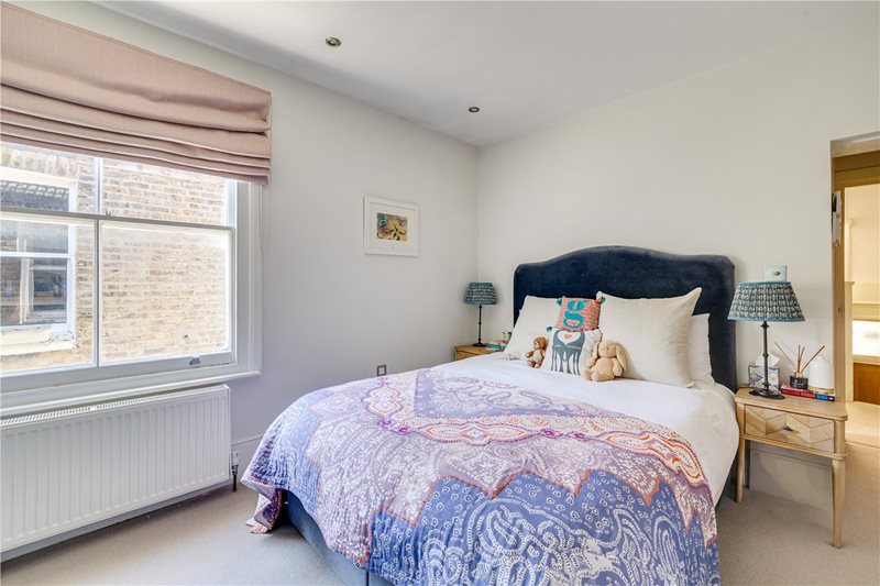Stephendale Road, London, SW6