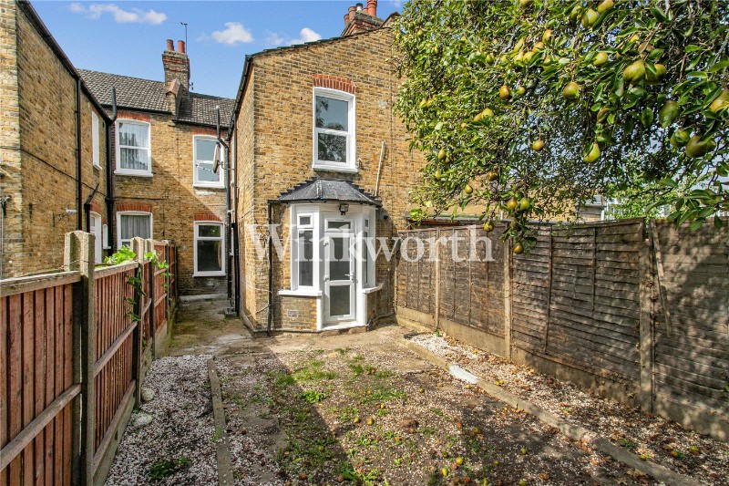 Broadwater Road, London, N17