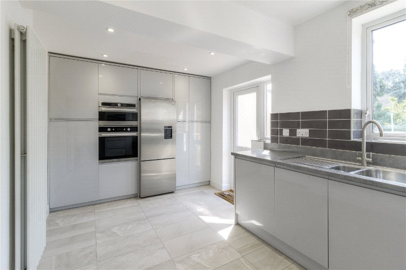 Oaklands Drive, Northampton, NN3