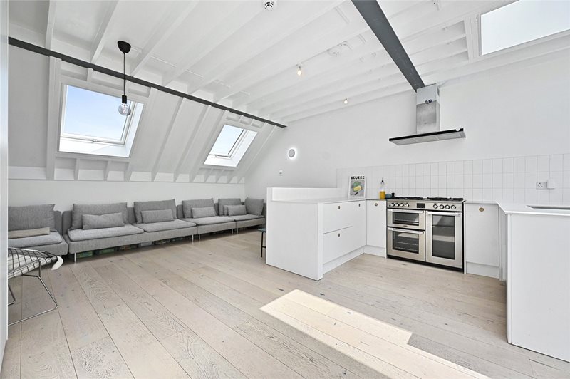 Ellerslie Road, London, W12