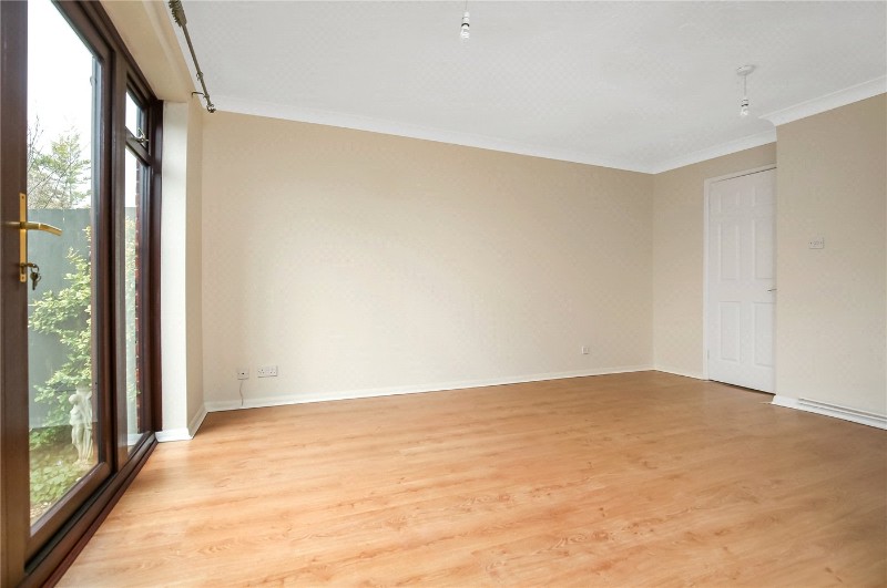 Kestrel Close, Winchester, Hampshire, SO22