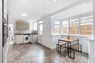 Dunlace Road, London, E5