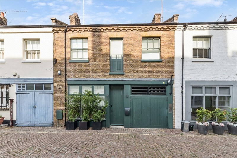 Lancaster Mews, London, W2