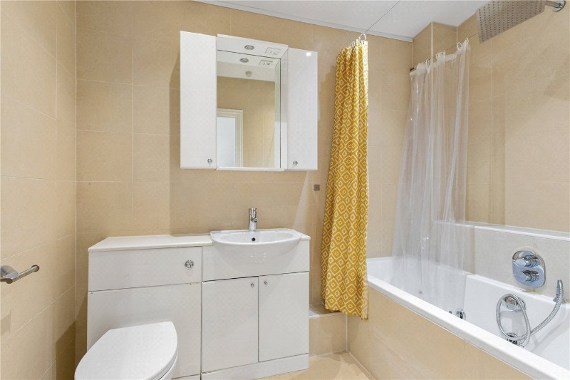 Hazelwood Lane, London, N13