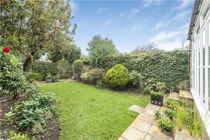 Melville Road, Barnes, London, SW13