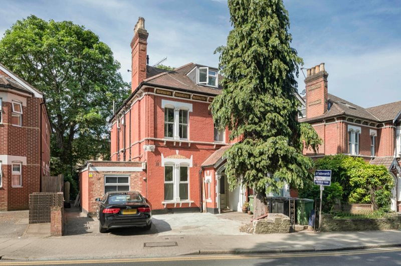 Bromley Road, Beckenham, BR3