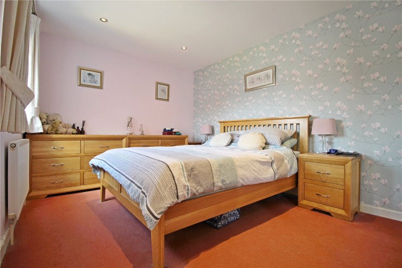 Woburn Close, Market Deeping, Peterborough, Lincolnshire, PE6