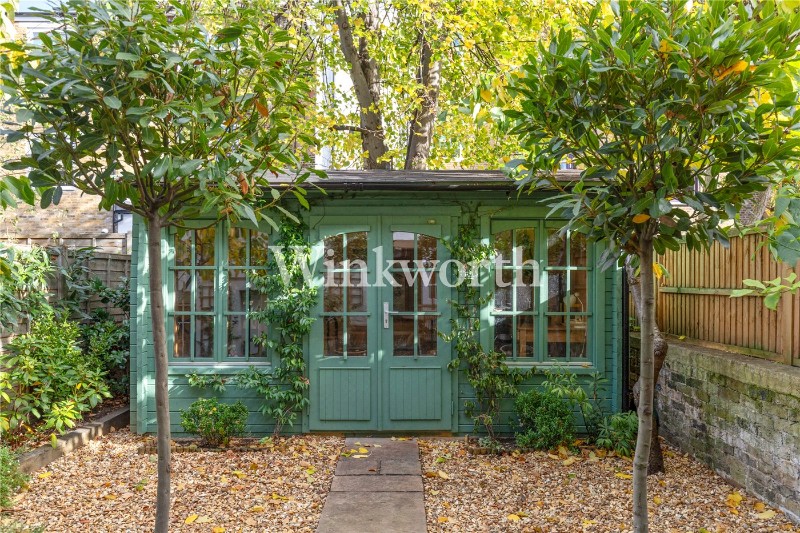 Finsbury Park Road, London, N4