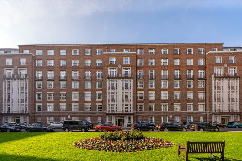 Eyre Court, 3-21 Finchley Road, St John&#39;s Wood, London, NW8