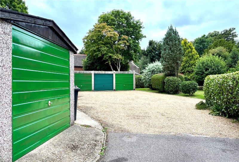 Hazelwood Lane, Chipstead, Coulsdon, Surrey, CR5